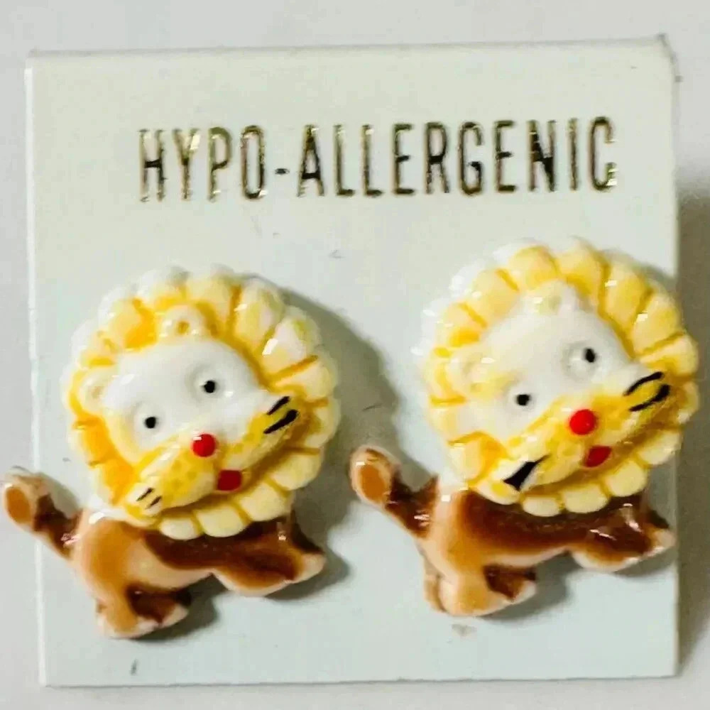 Circus Lion Stud Earrings - Zoo - Hypo-Allergenic - Vintage